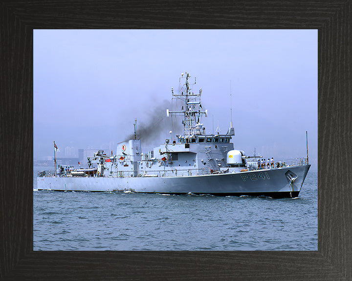 HMS Starling P241 Royal Navy Peacock Class Patrol Vessel Photo Print or Framed Print - Hampshire Prints