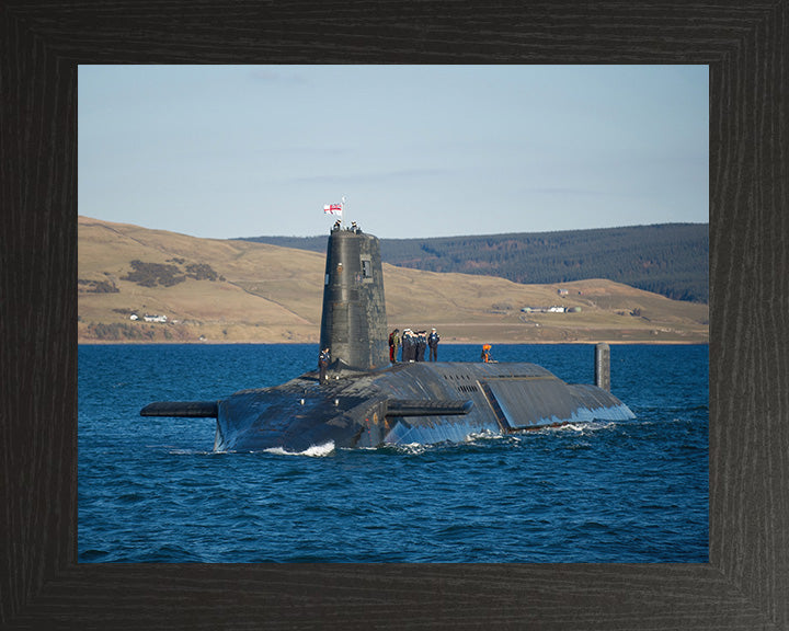 HMS Victorious S29 Submarine | Photo Print | Framed Print | Vanguard Class | Royal Navy - Hampshire Prints