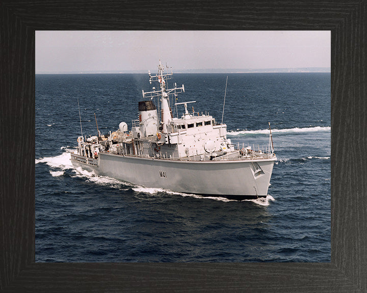 HMS Quorn M41 Royal Navy Hunt class mine countermeasures vessel Photo Print or Framed Print - Hampshire Prints