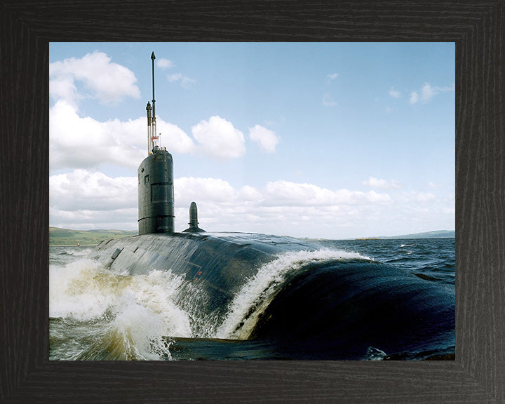 HMS Superb S109 Submarine | Photo Print | Framed Print | Swiftsure Class | Royal Navy - Hampshire Prints