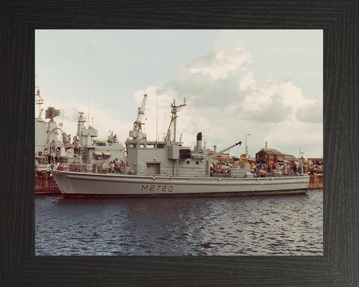 HMS Woodlark (HMS Yaxham) M2780 Royal Navy survey vessel Photo Print or Framed Print - Hampshire Prints