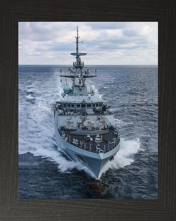 HMS Tamar P233 Royal Navy River class offshore patrol vessel Photo Print or Framed Print - Hampshire Prints