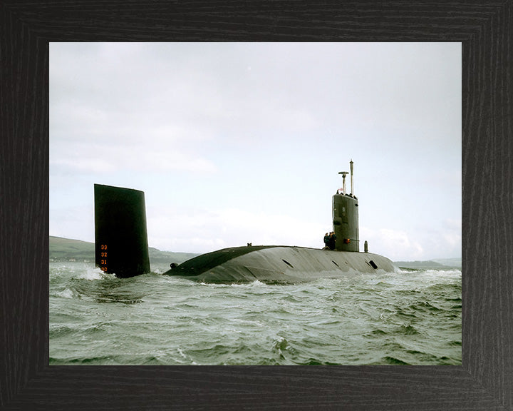 HMS Swiftsure S126 Royal Navy Swiftsure class Submarine Photo Print or Framed Print - Hampshire Prints