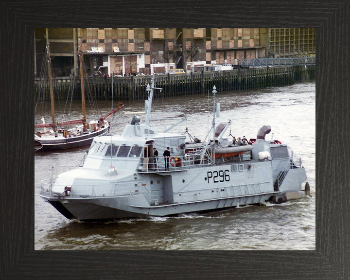 HMS Speedy P296 Royal Navy Jetfoil mine countermeasures vessel Photo Print or Framed Print - Hampshire Prints