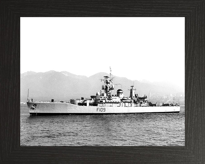 HMS Leander F109 Royal Navy Leander Class Frigate Photo Print or Framed Print - Hampshire Prints