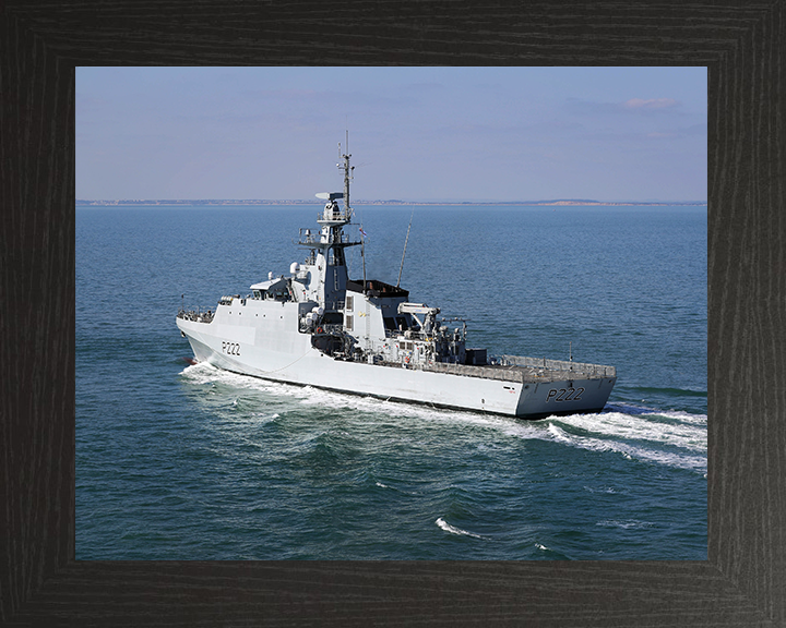 HMS Forth P222 Royal Navy River class offshore patrol vessel Photo Print or Framed Print - Hampshire Prints