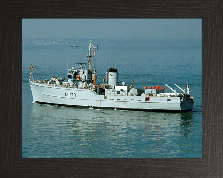 HMS Pollington M1173 Royal Navy Ton Class Minesweeper Photo Print or Framed Print - Hampshire Prints