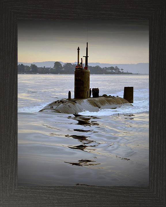 HMS Triumph S93 Submarine | Photo Print | Framed Print | Trafalgar Class | Royal Navy - Hampshire Prints