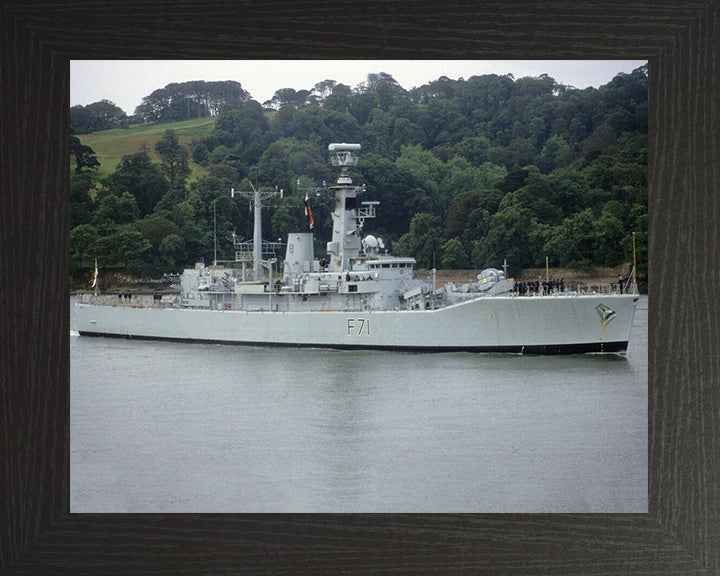 HMS Scylla F71 Royal Navy Leander Class Frigate Photo Print or Framed Print - Hampshire Prints