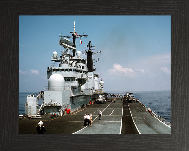 HMS Invincible R05 Royal Navy Invincible Class aircraft carrier Photo Print or Framed Print - Hampshire Prints