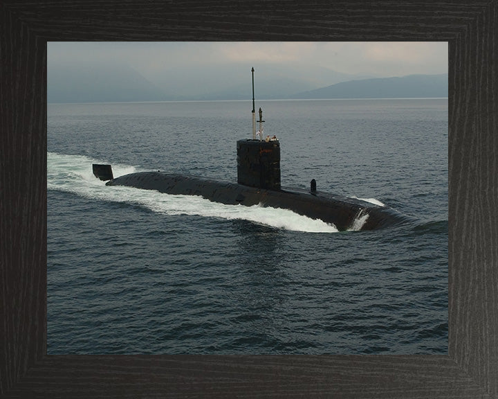 HMS Splendid S106 Submarine | Photo Print | Framed Print | Swiftsure Class | Royal Navy - Hampshire Prints