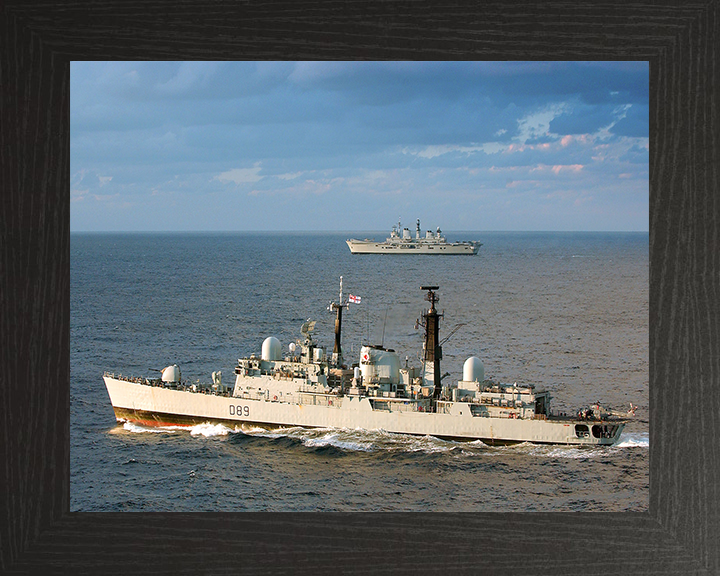 HMS Exeter D89 Royal Navy Type 42 Destroyer Photo Print or Framed Photo Print - Hampshire Prints