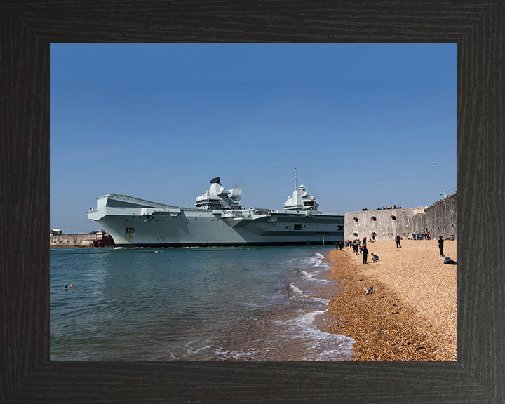 HMS Queen Elizabeth R08 | Photo Print | Framed Print | Queen Elizabeth Class | Aircraft Carrier | Royal Navy - Hampshire Prints