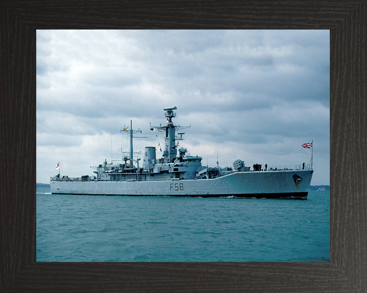 HMS Hermione F58 | Photo Print | Framed Print | Leander Class | Frigate | Royal Navy - Hampshire Prints