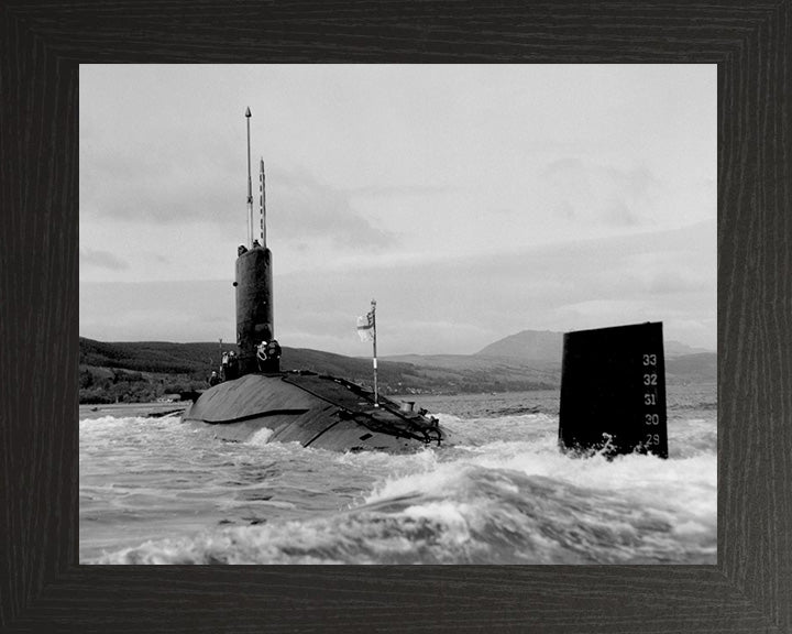 HMS Courageous S50 Royal Navy Valiant class Submarine Photo Print or Framed Print - Hampshire Prints