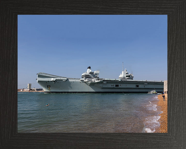 HMS Queen Elizabeth R08 | Photo Print | Framed Print | Queen Elizabeth Class | Aircraft Carrier | Royal Navy - Hampshire Prints