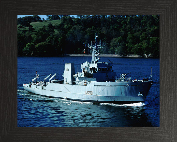 HMS Orwell M2011 Royal Navy River class minesweeper Photo Print or Framed Print - Hampshire Prints