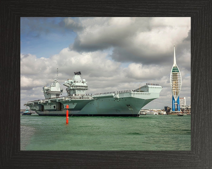 HMS Queen Elizabeth R08 | Photo Print | Framed Print | Queen Elizabeth Class | Aircraft Carrier | Royal Navy - Hampshire Prints