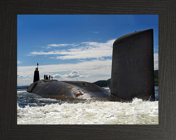 HMS Victorious S29 Submarine | Photo Print | Framed Print | Vanguard Class | Royal Navy - Hampshire Prints