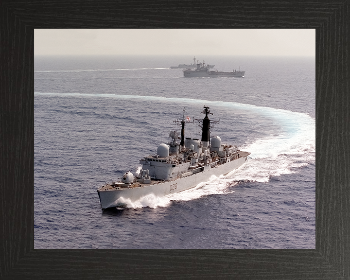 HMS Glasgow D88 Royal Navy Type 42 Destroyer Photo Print or Framed Print - Hampshire Prints