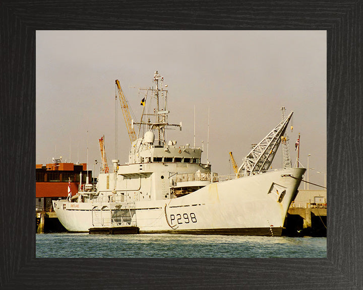 HMS Shetland P298 Royal Navy Island class Patrol Vessel Photo Print or Framed Photo Print - Hampshire Prints