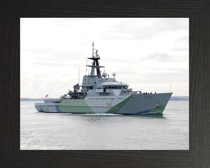 HMS Severn P282 Royal Navy River class patrol vessel Photo Print or Framed Print - Hampshire Prints