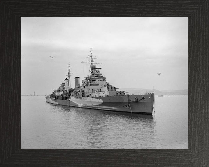 HMS Belfast C35 Royal Navy Town class light cruiser Photo Print or Framed Print - Hampshire Prints