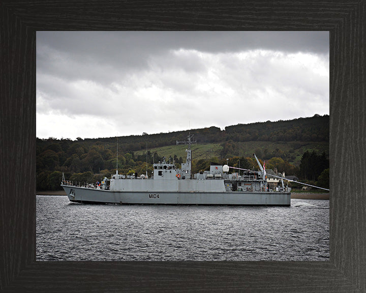 HMS Walney M104 Royal Navy Sandown class minehunter Photo Print or Framed Print - Hampshire Prints