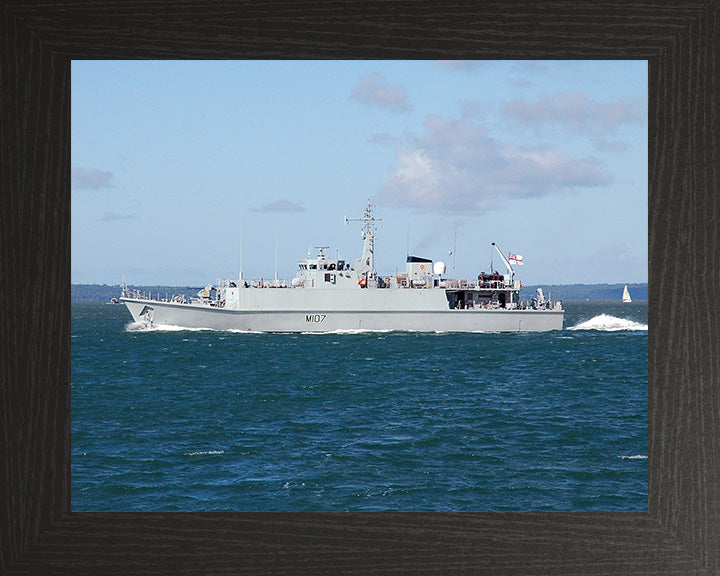 HMS Pembroke M107 Royal Navy Sandown class Mine Hunter Photo Print or Framed Photo Print - Hampshire Prints