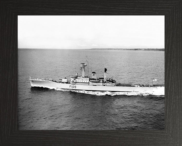 HMS Leander F109 Royal Navy Leander Class Frigate Photo Print or Framed Print - Hampshire Prints