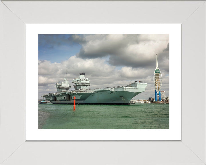 HMS Queen Elizabeth R08 | Photo Print | Framed Print | Queen Elizabeth Class | Aircraft Carrier | Royal Navy - Hampshire Prints