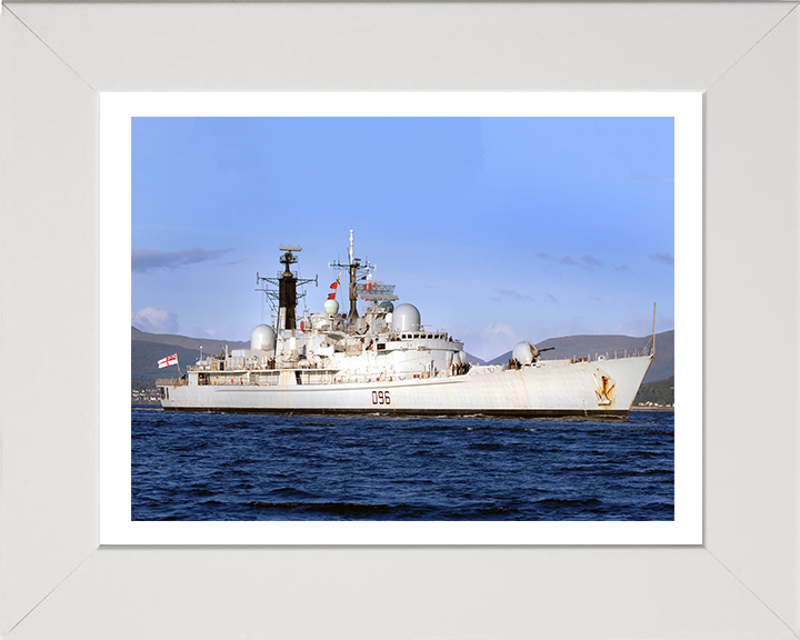 HMS Gloucester D96 Royal Navy Type 42 destroyer Photo Print or Framed Print - Hampshire Prints