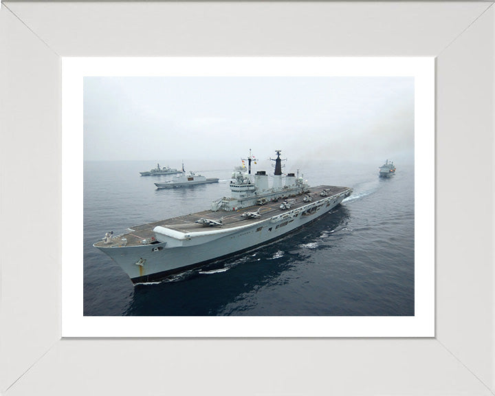 HMS Invincible R05 | Photo Print | Framed Print | Invincible Class | Aircraft Carrier | Royal Navy - Hampshire Prints