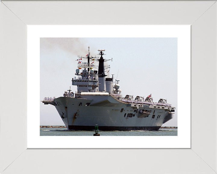 HMS Invincible R05 Royal Navy Invincible Class aircraft carrier Photo Print or Framed Print - Hampshire Prints