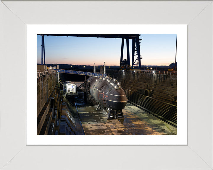 HMS Swiftsure S126 Submarine | Photo Print | Framed Print | Swiftsure Class | Royal Navy