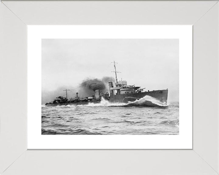 HMS Vimiera (1917) Royal Navy V class destroyer Photo Print or Framed Print - Hampshire Prints