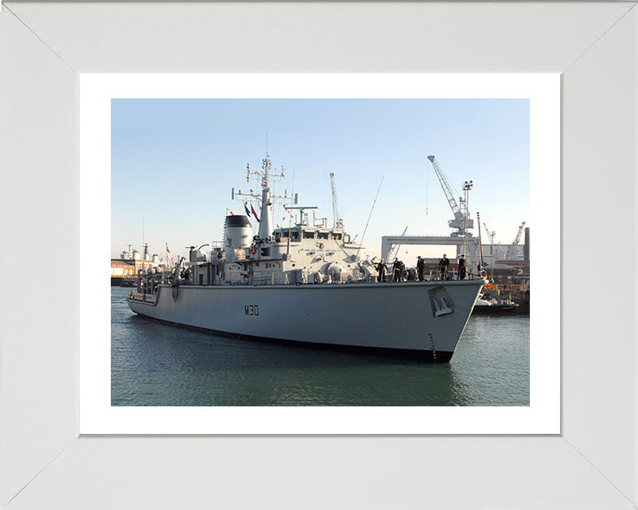 HMS Ledbury M30 Royal Navy Hunt class minehunter Photo Print or Framed Print - Hampshire Prints