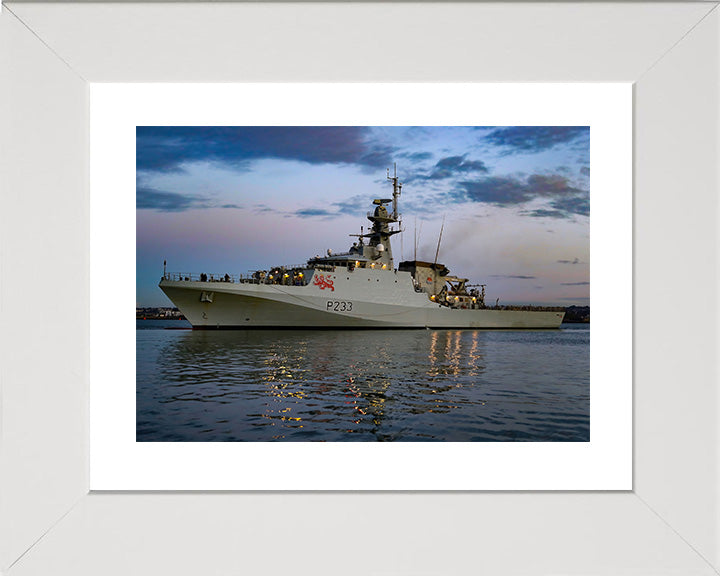 HMS Tamar P233 | Photo Print | Framed Print | River Class | Patrol Vessel | Royal Navy - Hampshire Prints