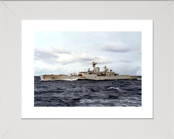 HMS Yarmouth F101 Royal Navy Rothesay class frigate Photo Print or Framed Print - Hampshire Prints