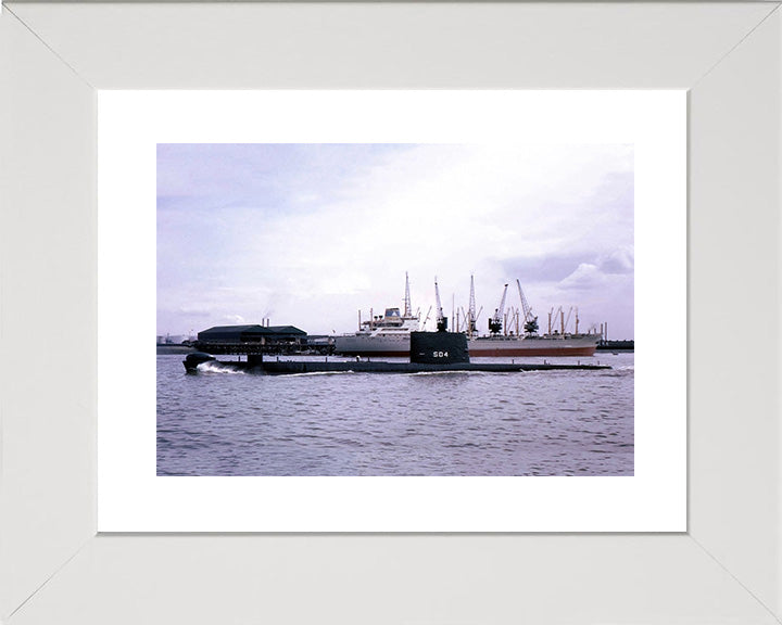 HMS Grampus S04 Submarine | Photo Print | Framed Print | Porpoise class | Royal Navy - Hampshire Prints