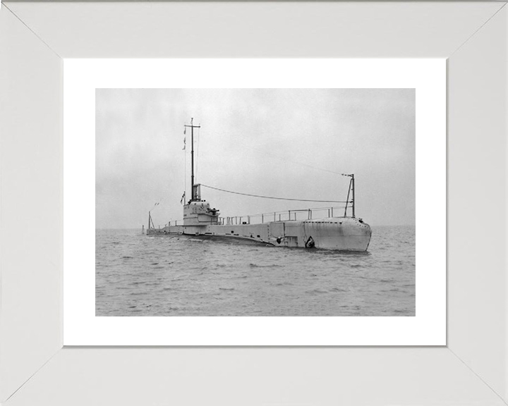 HMS Rainbow N16 Royal Navy Rainbow class submarine Photo Print or Framed Print - Hampshire Prints