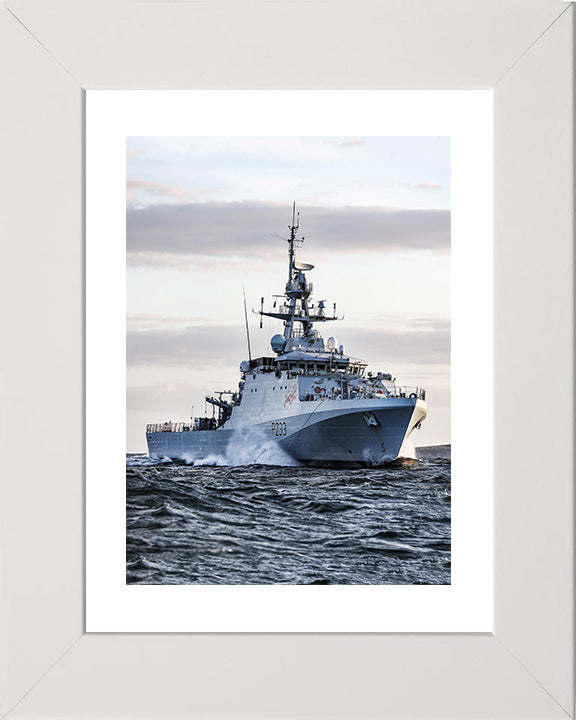 HMS Tamar P233 Royal Navy River class offshore patrol vessel Photo Print or Framed Print - Hampshire Prints