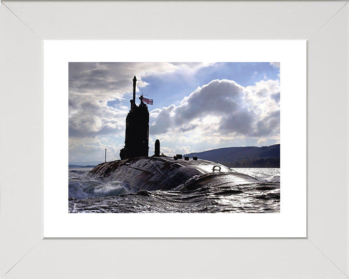 HMS Superb S109 Submarine | Photo Print | Framed Print | Swiftsure Class | Royal Navy - Hampshire Prints