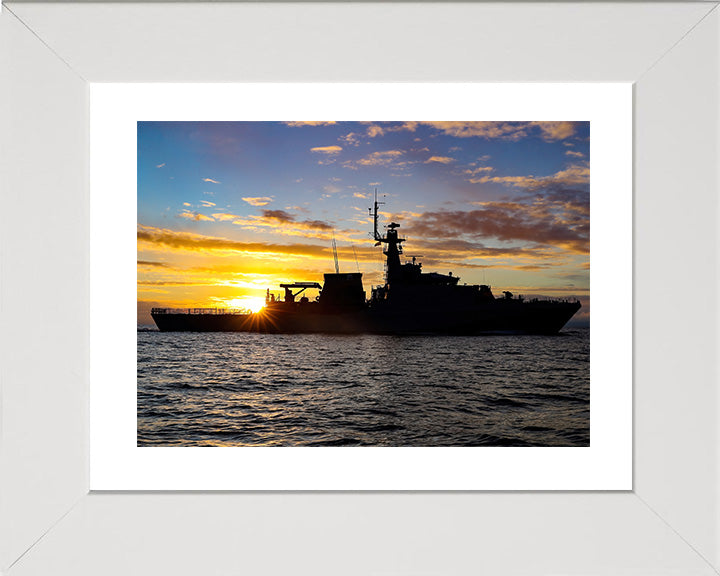 HMS Tamar P233 | Photo Print | Framed Print | River Class | Patrol Vessel | Royal Navy - Hampshire Prints