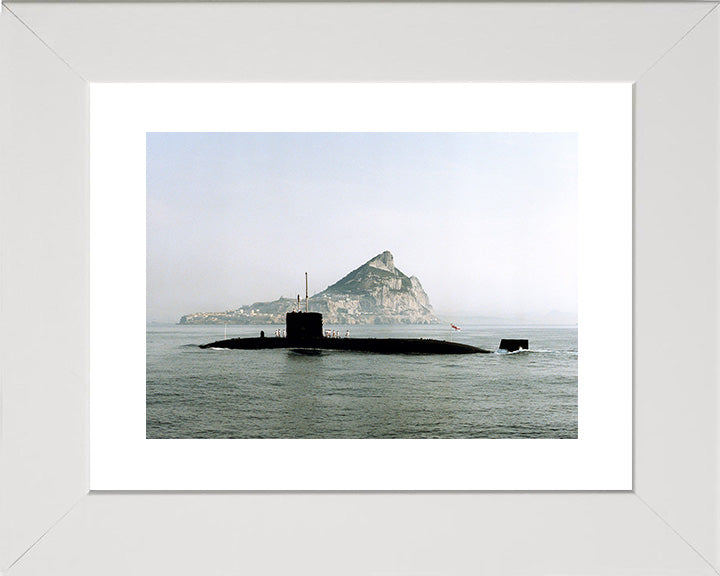 HMS Superb S109 Royal Navy Swiftsure class Submarine Photo Print or Framed Print - Hampshire Prints