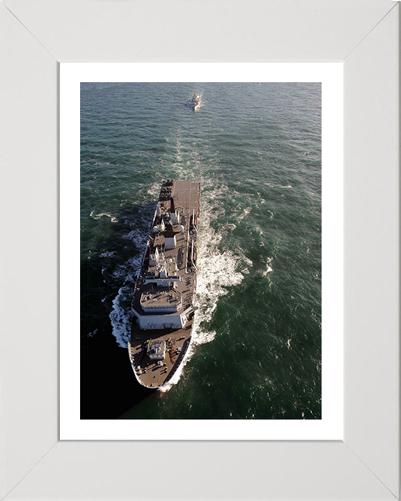 HMS Bulwark L15 | Photo Print | Framed Print | Albion Class | Amphibious Ship | Royal Navy