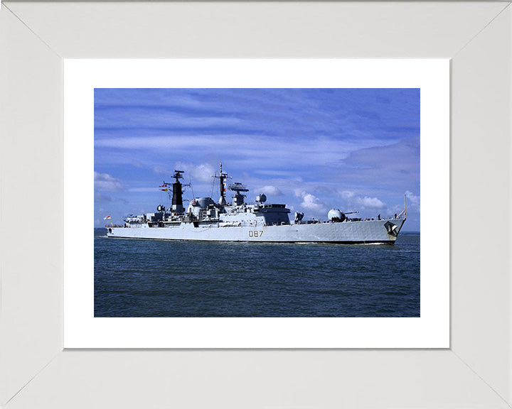 HMS Newcastle D87 Royal Navy Type 42 destroyer Photo Print or Framed Photo Print - Hampshire Prints