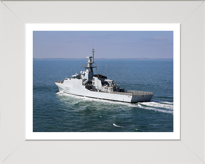 HMS Forth P222 Royal Navy River class offshore patrol vessel Photo Print or Framed Print - Hampshire Prints