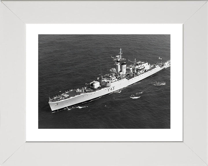 HMS Torquay F43 | Photo Print | Framed Print | Poster | Whitby Class | Frigate | Royal Navy - Hampshire Prints