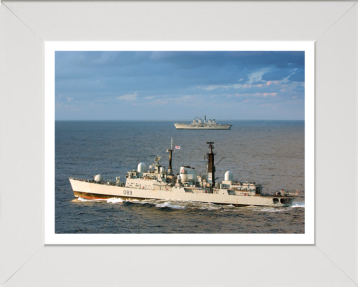 HMS Exeter D89 Royal Navy Type 42 Destroyer Photo Print or Framed Photo Print - Hampshire Prints